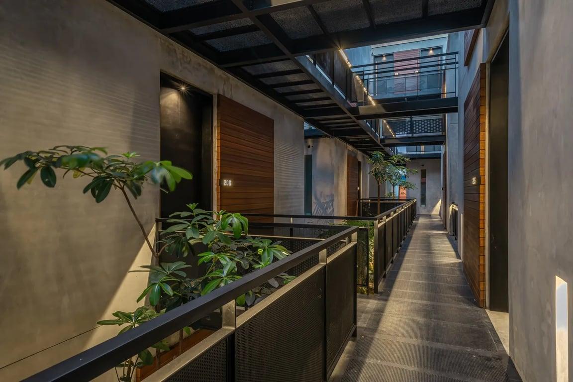 Property Image 1 Bedroom Apartment With<br/>Corner Terrace Sauna, Ice Bath