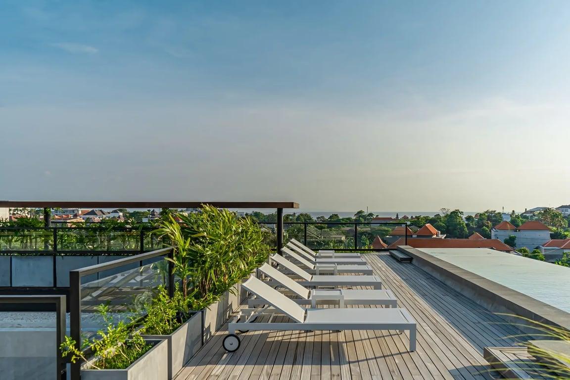 Property Image 1 Bedroom Apartment With<br/>Corner Terrace Sauna, Ice Bath