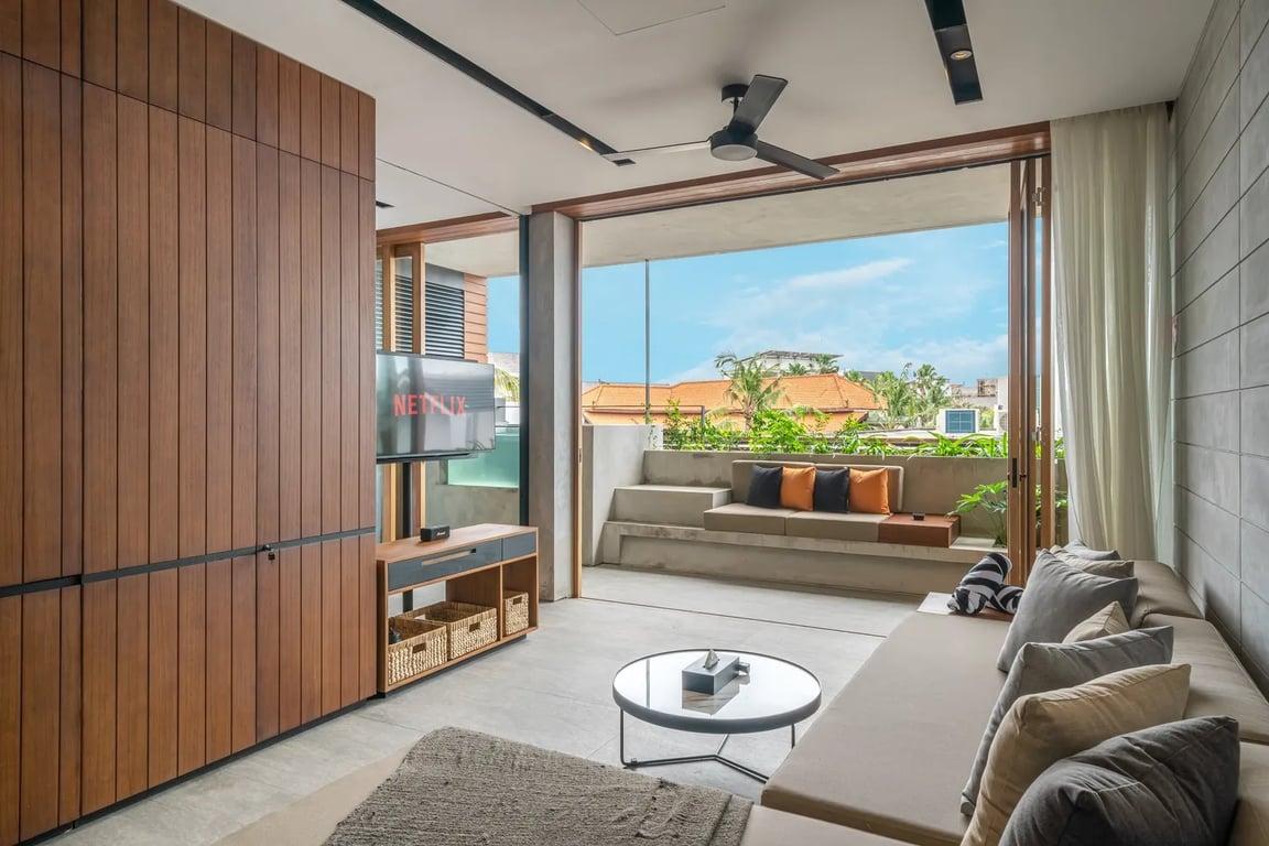 Property Image 1 Bedroom Apartment with <br/> Balcony, Jacuzzi