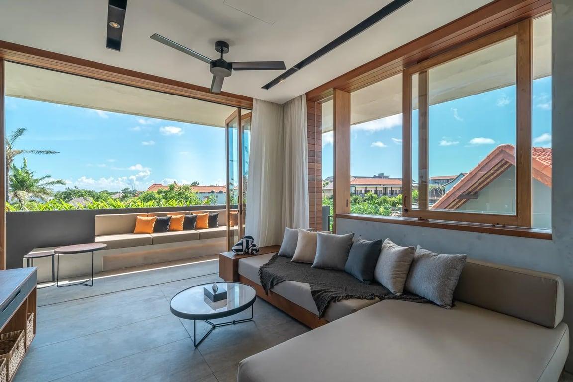 Property Image 1 Bedroom Apartment With<br/>Corner Terrace Sauna, Ice Bath