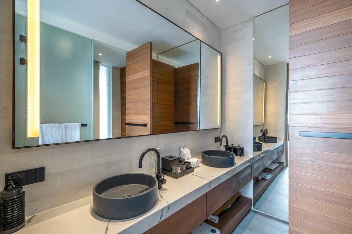 Property Image 1 Bedroom Apartment With<br/>Corner Terrace Sauna, Ice Bath
