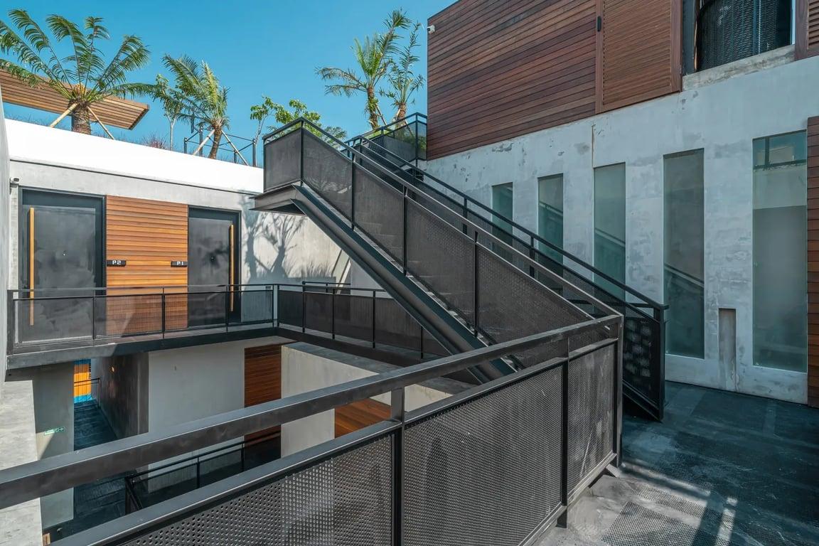 Property Image 1 Bedroom Apartment With<br/>Corner Terrace Sauna, Ice Bath