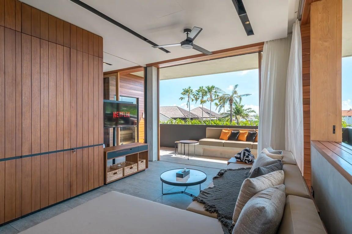 Property Image 1 Bedroom Apartment With<br/>Corner Terrace Sauna, Ice Bath