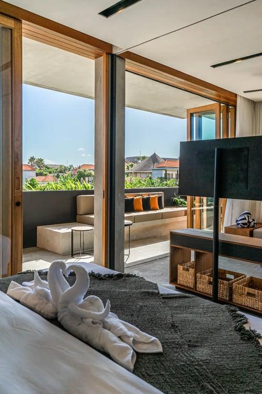 Property Image 1 Bedroom Apartment With<br/>Corner Terrace Sauna, Ice Bath