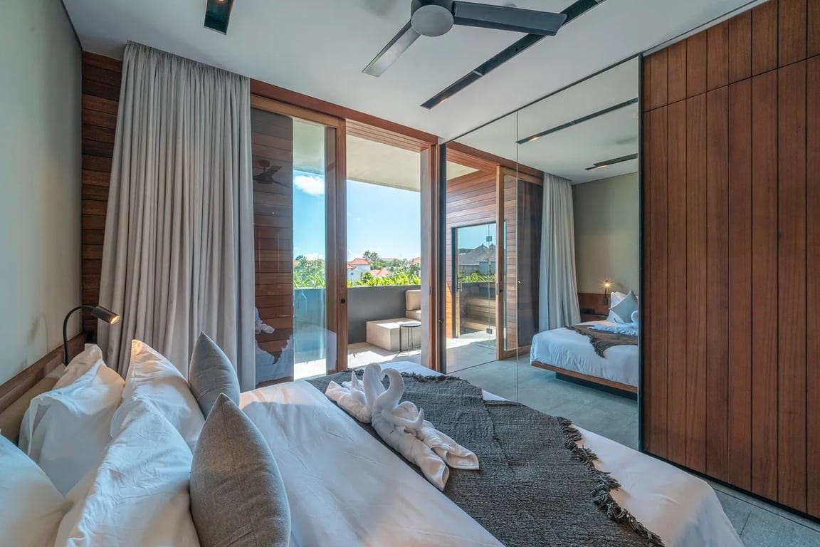Property Image 1 Bedroom Apartment With<br/>Corner Terrace Sauna, Ice Bath